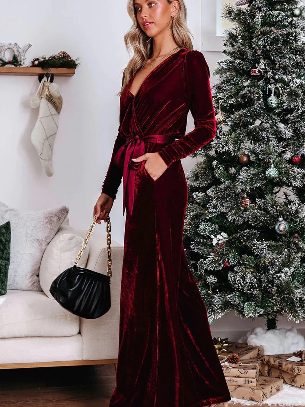 All-Occasion Velvet Jumpsuit: Adaptable Style