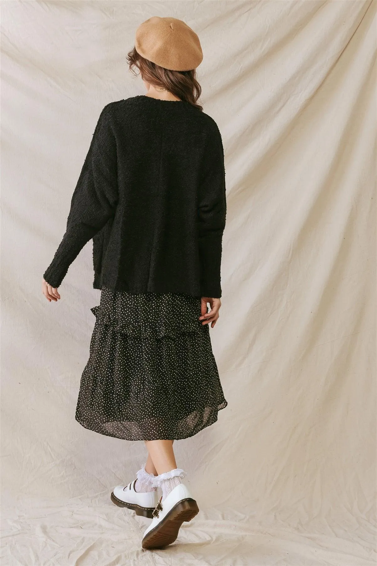 Black Knit Textured Two Pocket Open Front Cardigan /1-2