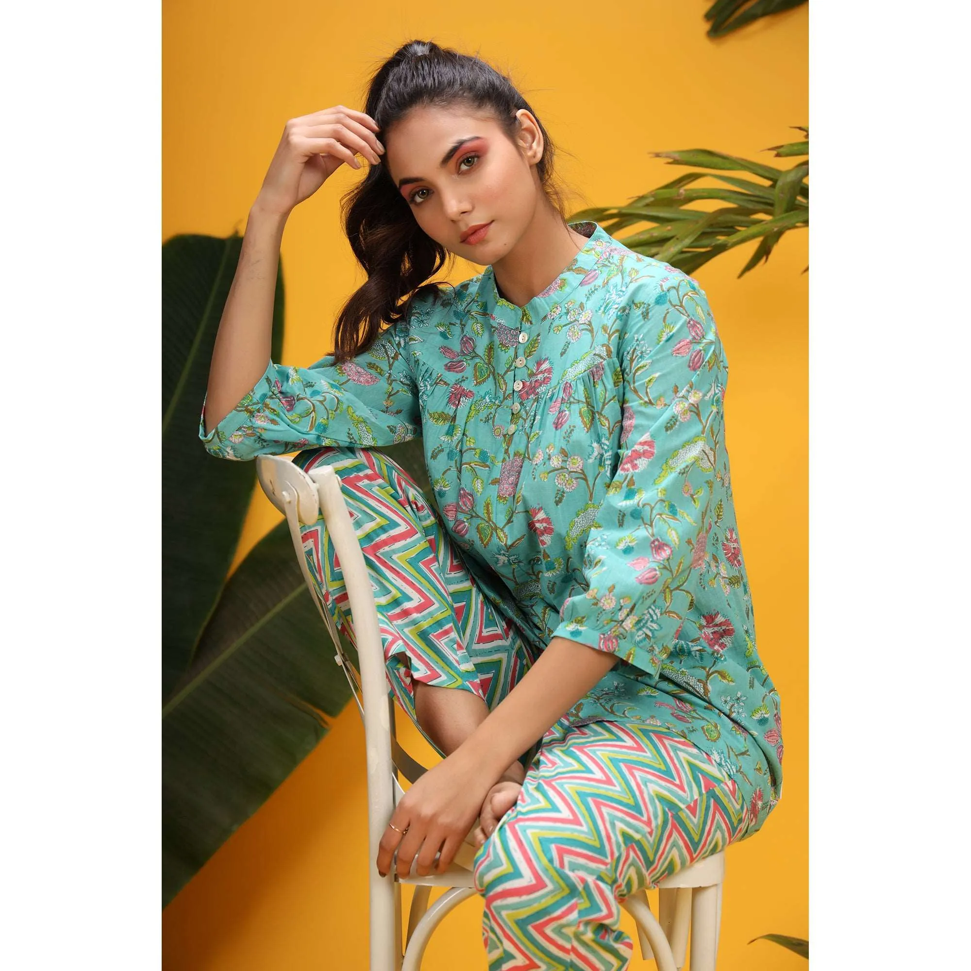 Floral Jaal On Blue Loungewear Top Set