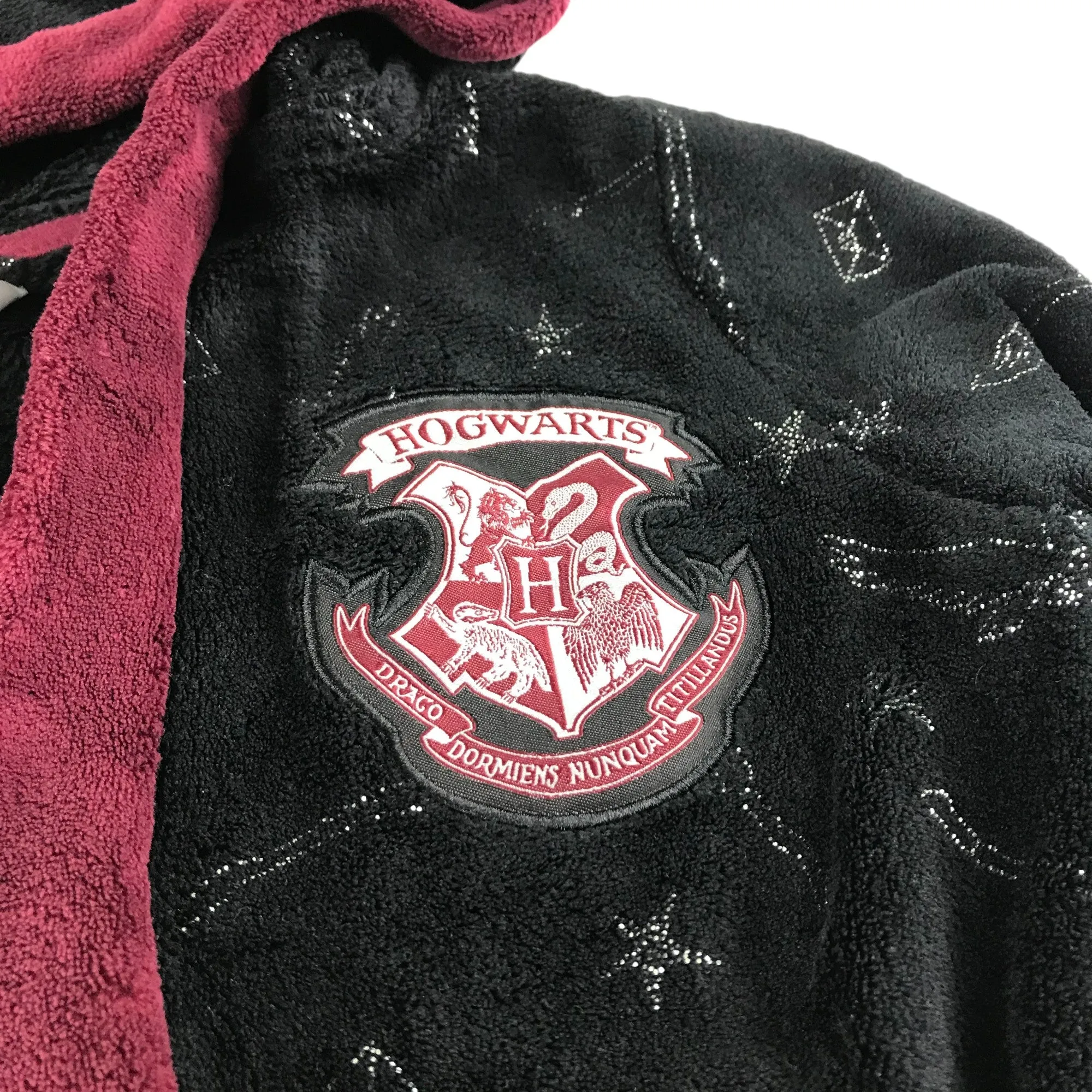 Tu dressing gown 9-10 years black Hogwarts robe burgundy detailing