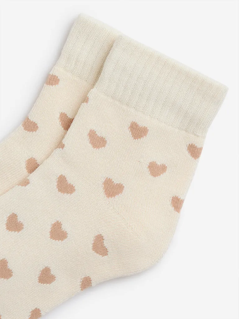 Wunderlove Beige Heart Design Cotton Blend Socks