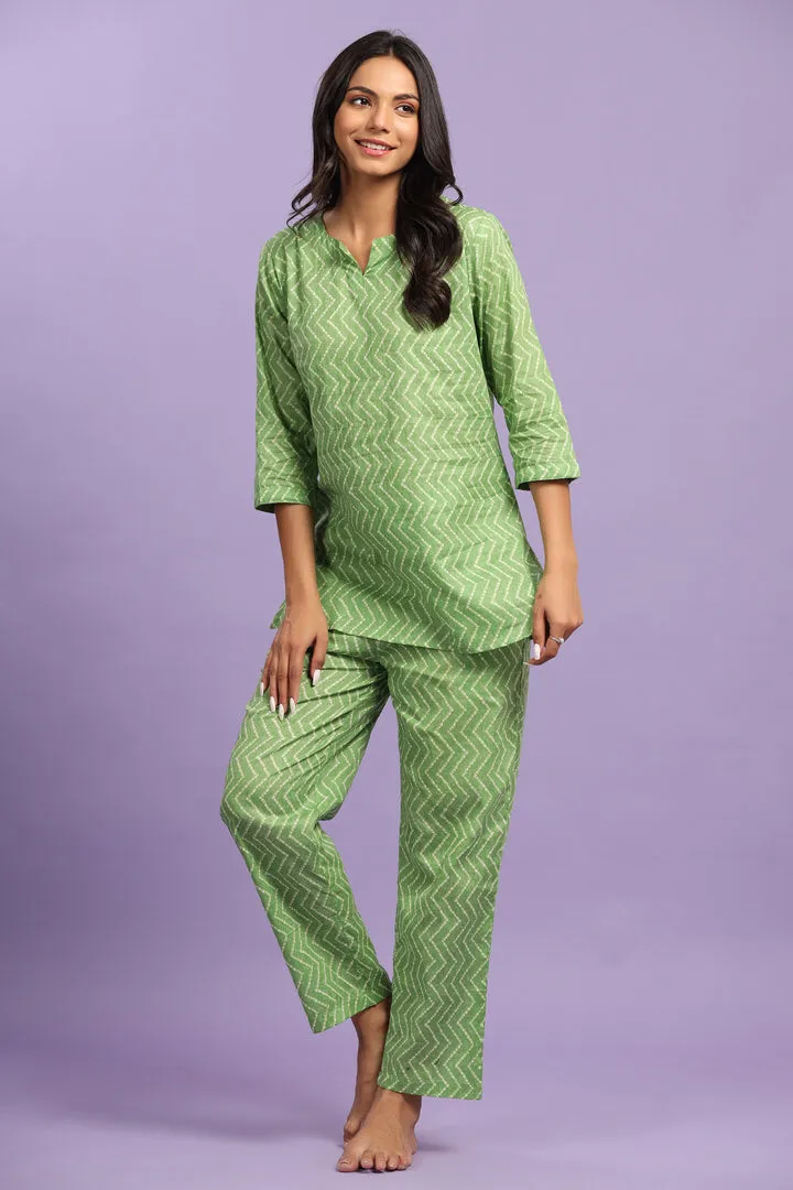 Zig zag Parallel Shibori on Green Cotton Loungewear Top Set