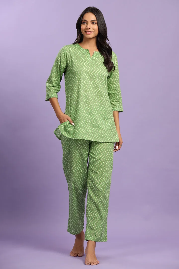 Zig zag Parallel Shibori on Green Cotton Loungewear Top Set